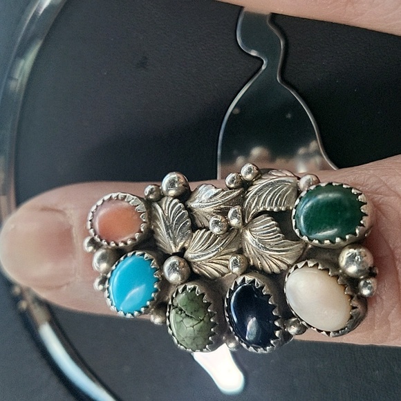 Size 6 1/2in. sterling silver 925 multistone with leaf design 1 1/2 in long ring - Picture 5 of 8